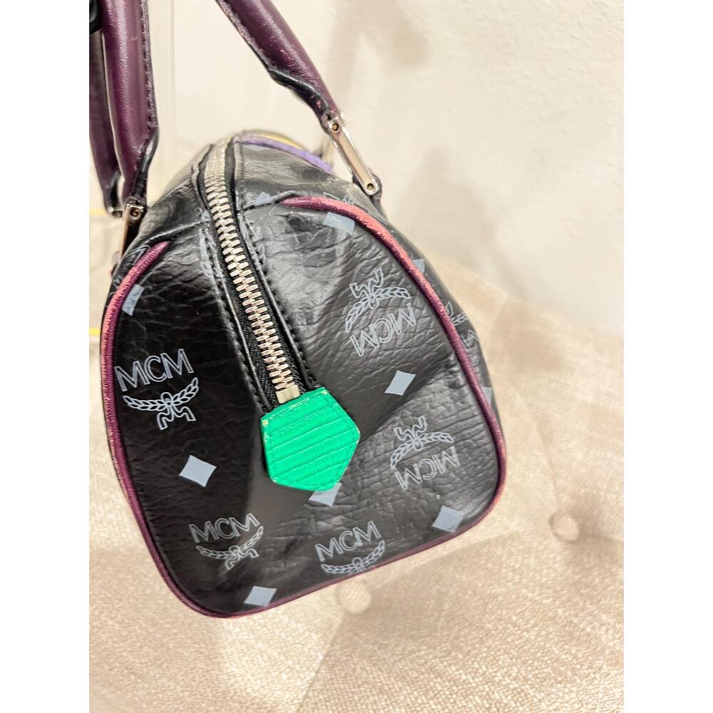 MCM vintage lion princess Boston bag - Picture 10 of 13